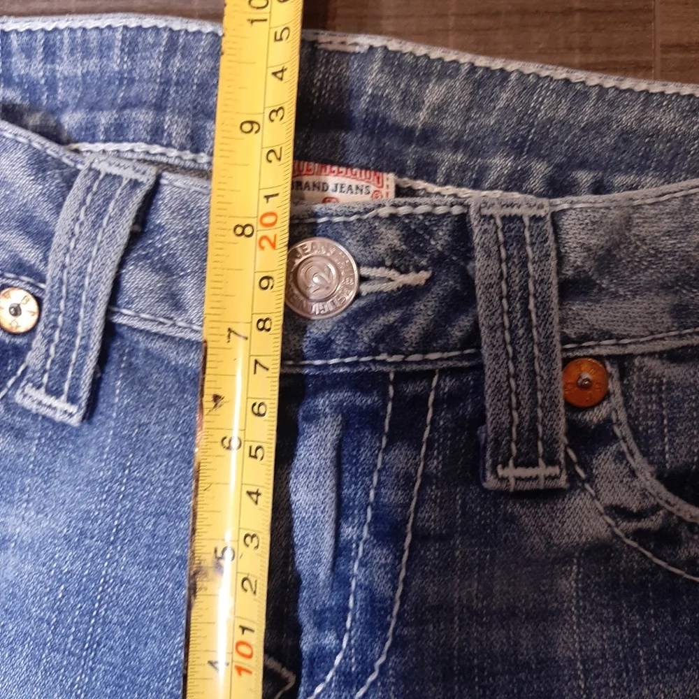 True Religion Johnny Slim Straight Jeans Distressed Mid Rise Blue Denim Size 29 - Picture 13 of 15